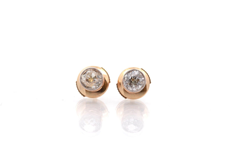 Boucles d'oreilles Puces d’oreilles en or jaune 18 carats et diamants 0,70 ct 58 Facettes 24269B