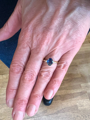 Bague 54 Bague - Saphir ovale 1,20 ct et diamants en or jaune 18 carats 58 Facettes BSA97