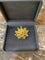 Broche Broche chardon en or jaune 18 carats et diamants 1,20 ct 58 Facettes BRO71