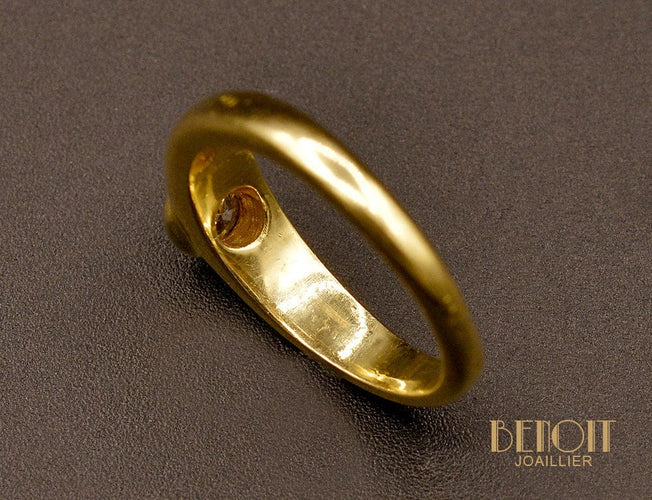 Bague 47 Bague jonc sertie clos en or jaune 750 et diamant 0,25 ct 58 Facettes C1485