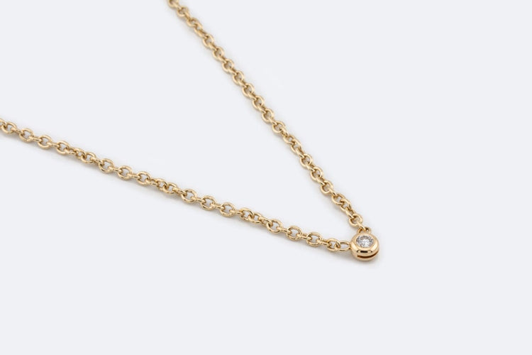 Collier Oro Giallo Collier - Pendentif point lumière en or jaune 18 kt et diamant 0,20 ct 58 Facettes col333