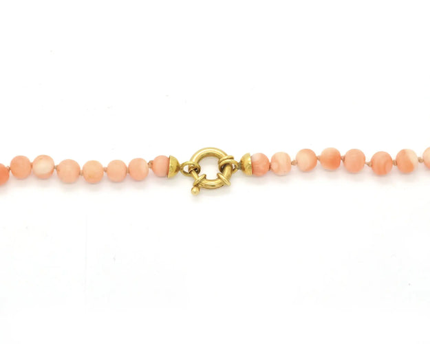 Collier Collier en corail Deep Sea dégradé avec fermoir en or jaune 18 ct 58 Facettes 13561