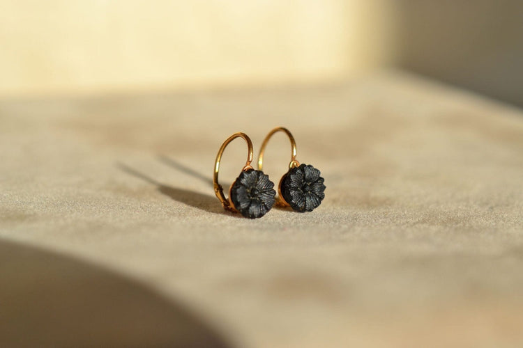 Örhängen Örhängen Klappörhängen blomma i gult guld och jet 58 Facettes 3762