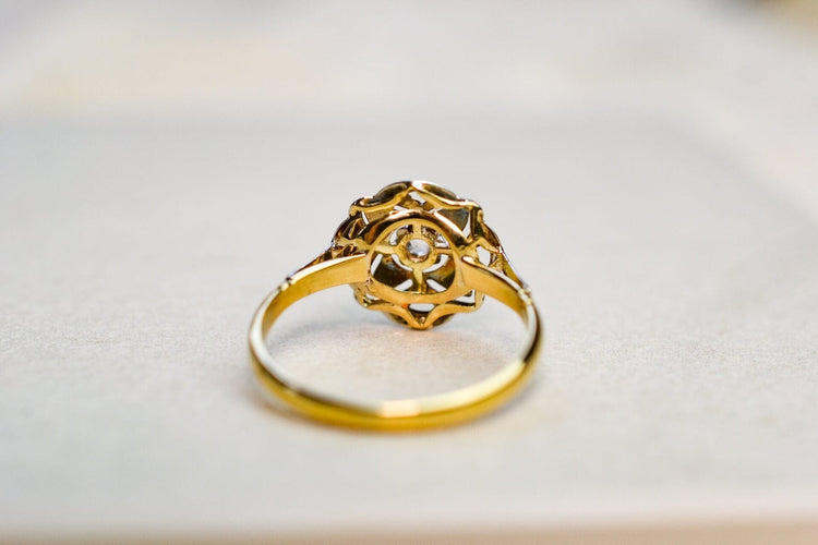 Sormus 55 Sormus Art Deco tähti keltakultaa ja valkokultaa sekä timantti 58 Facettes 3708