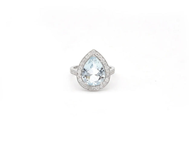 Bague 54 Bague en or blanc 18 ct avec aigue-marine 3,63 ct et diamants 0,66 ct 58 Facettes 14262