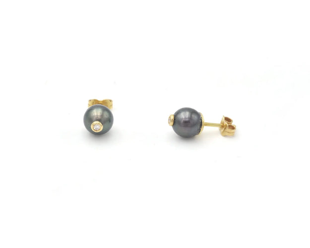Boucles d'oreilles Boucles d’oreilles en or jaune 18 ct avec perles de Tahiti et diamants 58 Facettes 14605