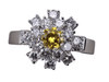 Bague 52.5 Bague en or blanc fleur diamant jaune 58 Facettes BA-42