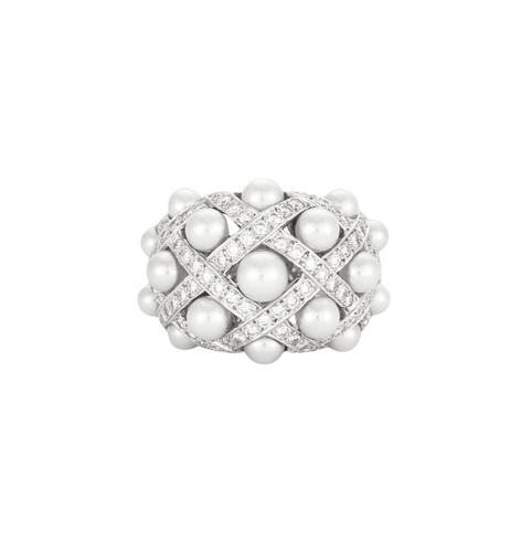 Bague 49 CHANEL - Bague Baroque or gris diamants et perle 58 Facettes DV0663-2-49-2
