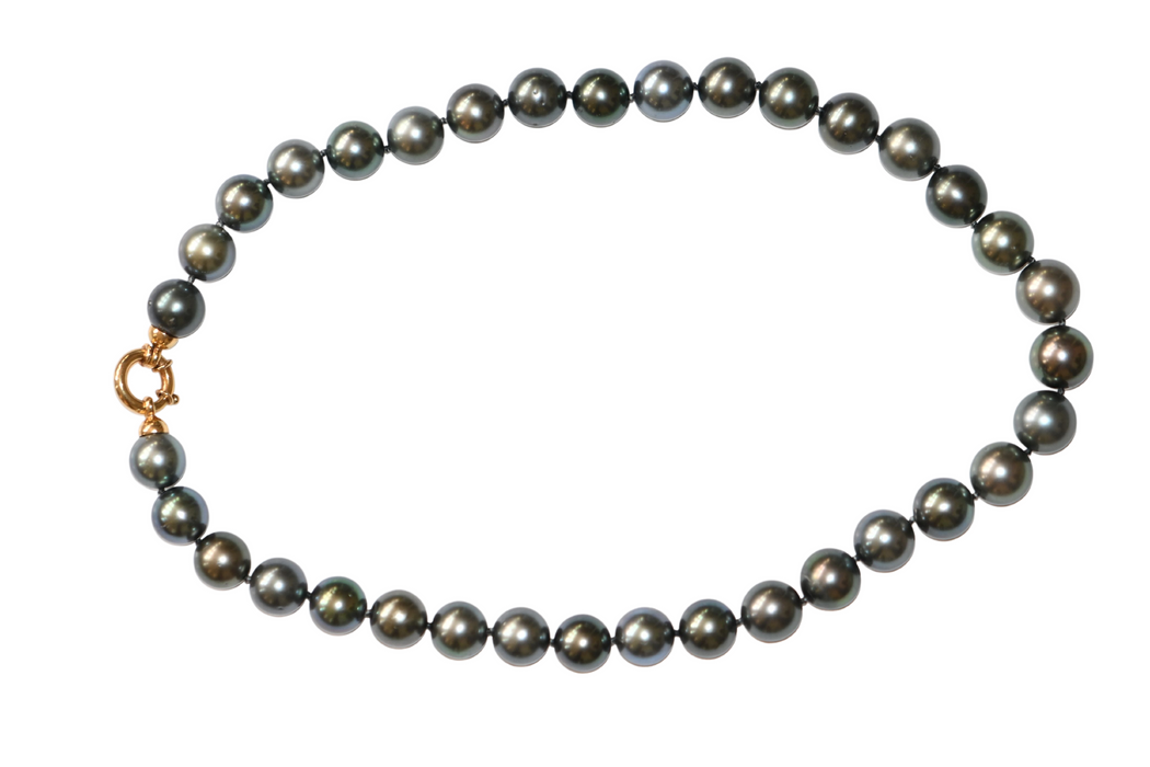 Tahitian cultured pearl necklace