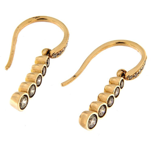 https://www.gioielleriaguidetti.it/wp-content/uploads/2023/01/G3241-orecchini-oro-rosa-pendenti-diamanti-brillanti-brown-4.jpg