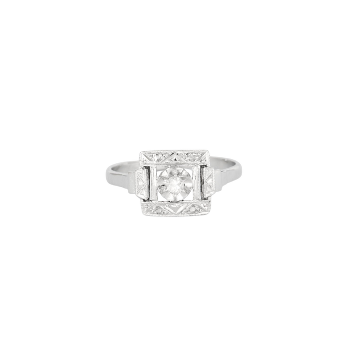 Ring Art Deco in white gold and diamonds