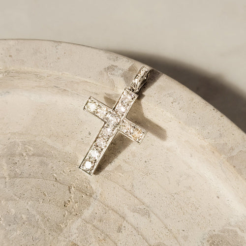 Pandantiv Pandantiv cruce veche din aur alb de 14 carate și diamante 58 Facettes 2367