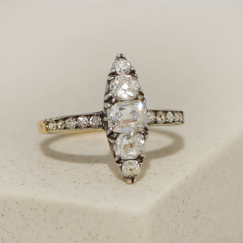 Bague 54 585 ayar sarı altından Edouardienne navette yüzük, elmaslarla birlikte 58 Facettes 2919