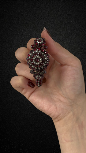 Bracelet Bracelet austro-hongrois - Grenats de Bohême et microperles en or et argent 58 Facettes