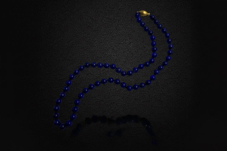 Collier Collier - 61 perles de lapis-lazuli et fermoir en or jaune 18 carats 58 Facettes