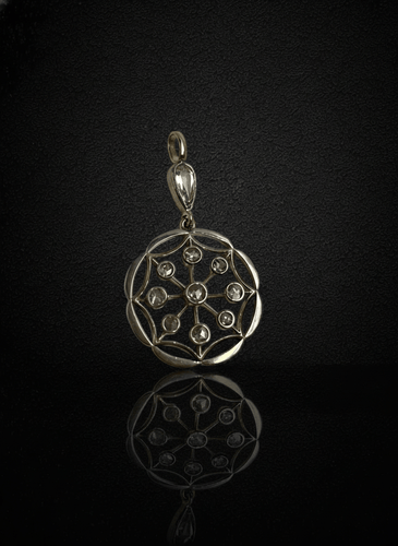 Pendentif Pendentif XIXe siècle - Pendentif circulaire avec diamants taille rose 58 Facettes