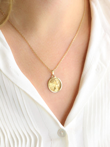 Pendentif Médaille religieuse ange en or jaune 18 carats 58 Facettes 1179.3