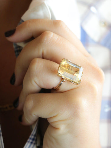 Bague 55.5 Bague cocktail citrine en or jaune 18 carats 58 Facettes 1CA0000063/1