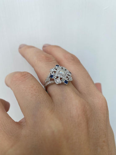 Bague 54 Bague cocktail Art déco en or blanc 14k, saphirs et diamants 58 Facettes