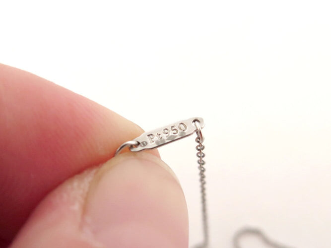 Collier Tiffany & Co Victoria - Collier fleur en platine et diamants 0,32 ct 58 Facettes 271712