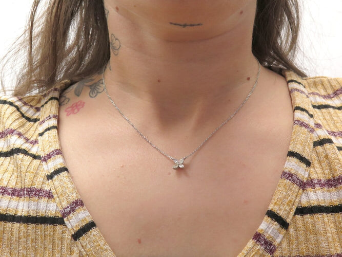 Collier Tiffany & Co Victoria - Collier fleur en platine et diamants 0,32 ct 58 Facettes 271712
