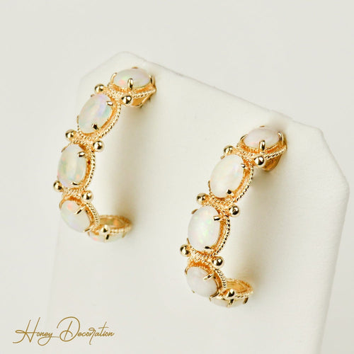 Earrings Vintage 14-carat yellow gold and opal earrings 58 Facettes 2870