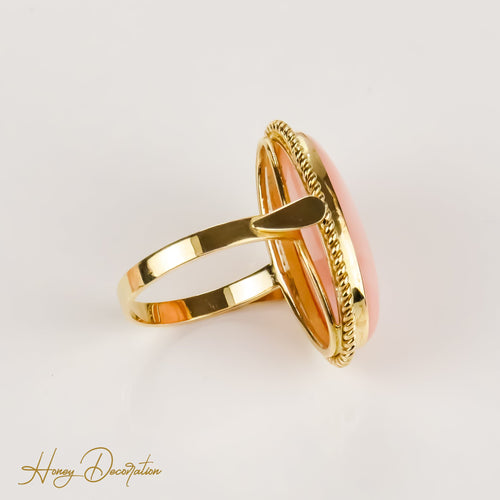 Bague 61 Bague corail cabochon ovale en or jaune 750 58 Facettes 2513