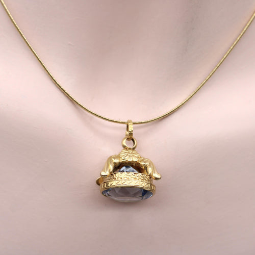 Pendentif Fob vintage - Pendentif en or jaune 14k avec pâte de verre bleue 58 Facettes A10033