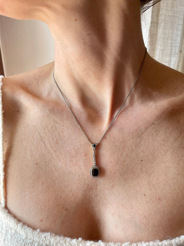 Collier Pendentif collier - Saphir coussin 3 ct et diamants en or 18k 58 Facettes