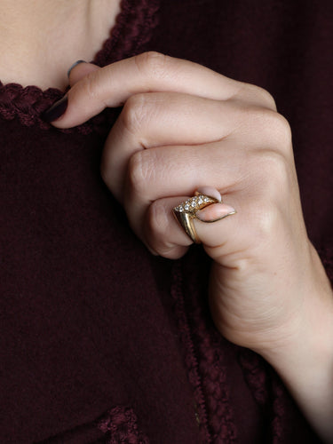 Bague 48 Bague en or jaune 18k au corail peau d’ange et diamants 58 Facettes 1211.5