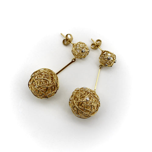 Boucles d'oreilles Boucles d'oreilles pendantes en or 18k avec diamants 58 Facettes