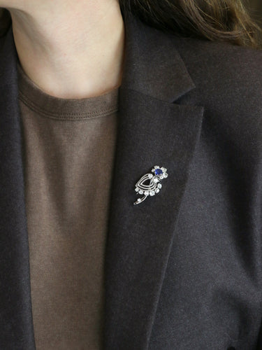 Broche Mauboussin - Broche fleur en or blanc 18k saphir et diamants 58 Facettes 342