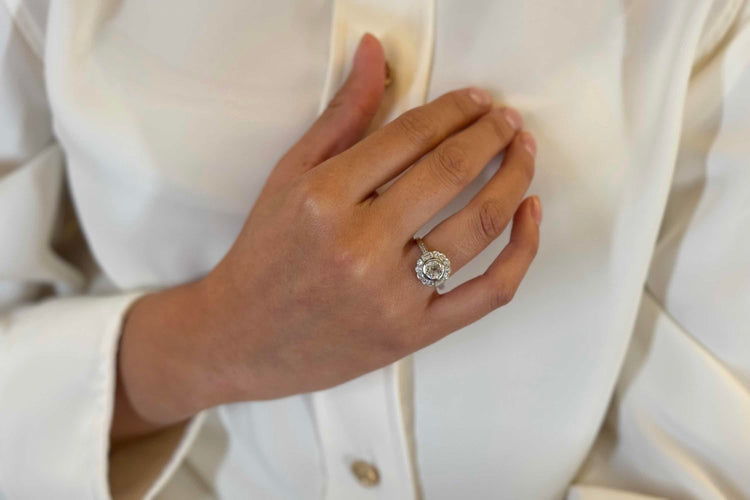 Bague 53 Bague vintage en or 18k et platine avec diamants 58 Facettes 25714 25579