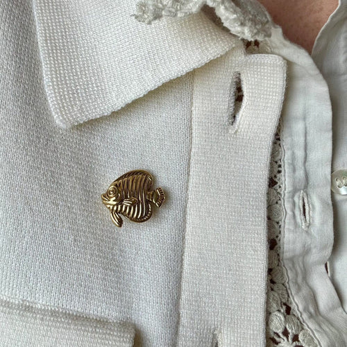 Broche Broche poisson en or jaune 18K 58 Facettes REF24013-177