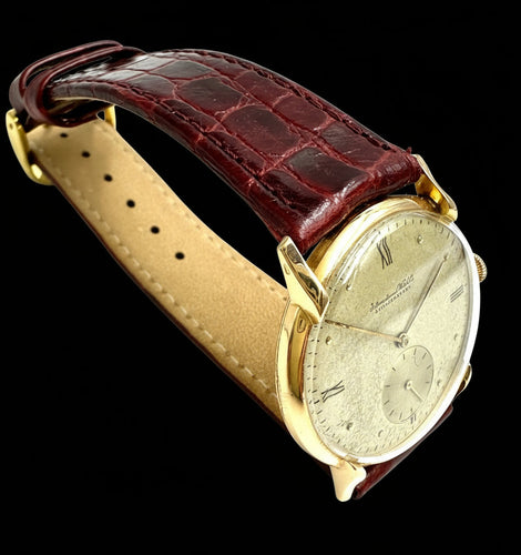 Montre IWC Schaffhausen - Montre vintage années 1940 en or jaune 18 carats 58 Facettes