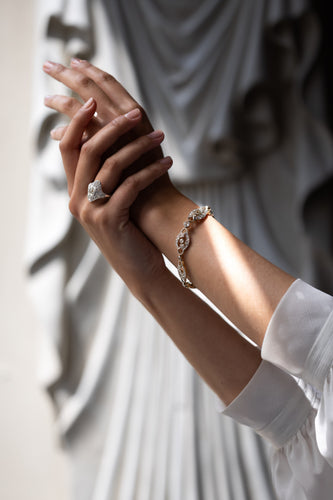 Bague 52 Bague Art déco en or blanc 18k et diamants 58 Facettes