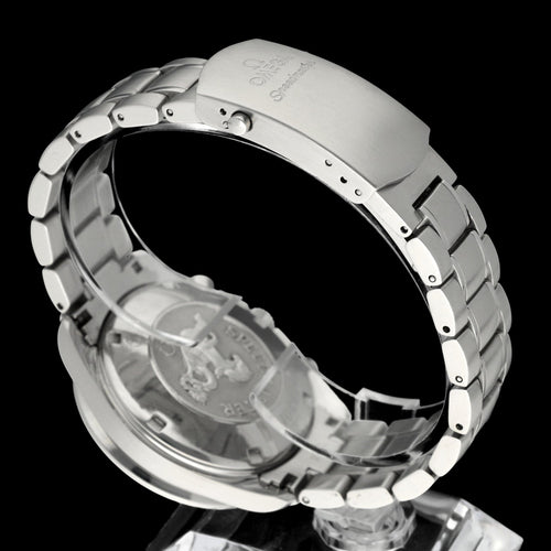 欧米茄超霸日历腕表 - 自动机械钢表 40 毫米，型号 3211.31.00 58 Facettes OMG/SPE/490