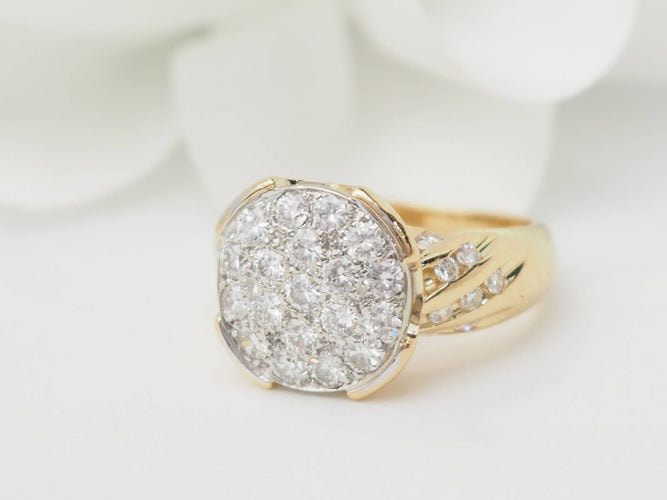 Bague 51 Bague pavée de diamants en or jaune 18 kt 58 Facettes 33400