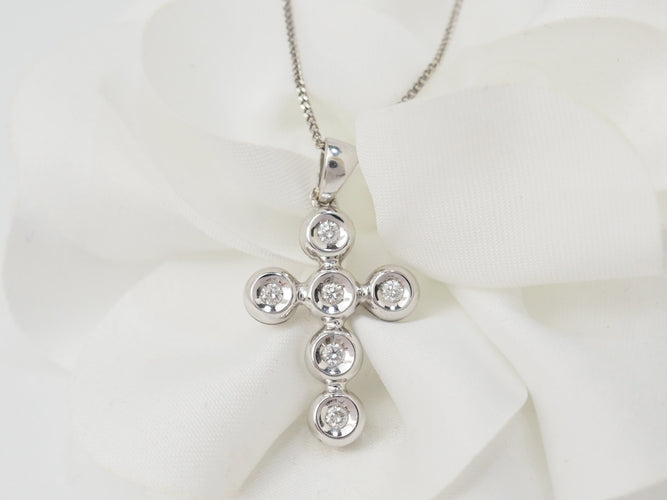 Collier Collier croix en or blanc 18 kt et diamants 58 Facettes 21080