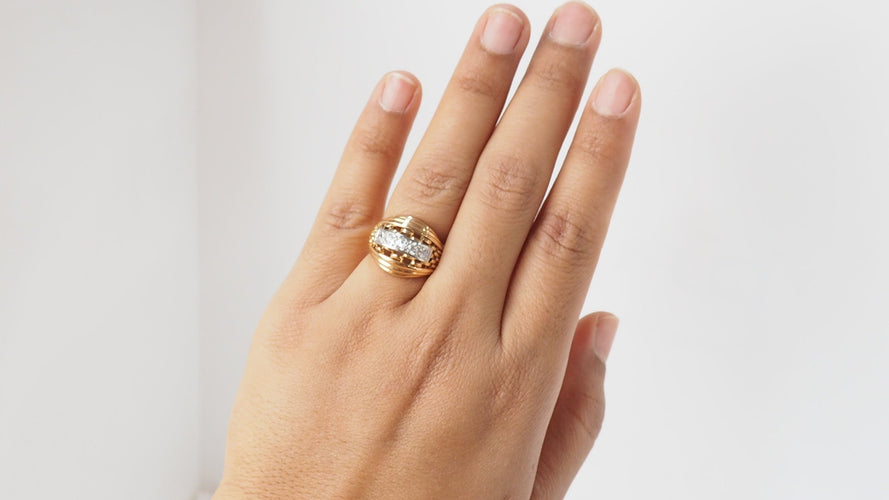 Bague 52 Bague Tank années 40 or jaune et diamants 58 Facettes 28393