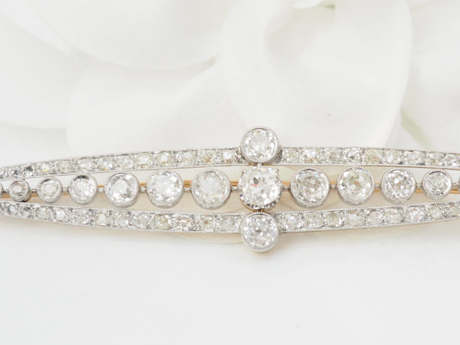 Broche Broche épingle Art déco en or jaune, platine et diamants 58 Facettes 33487