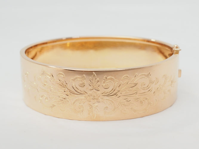 Bracelet Bracelet jonc ouvrant à décor floral en or rose 18 ct 58 Facettes 33493