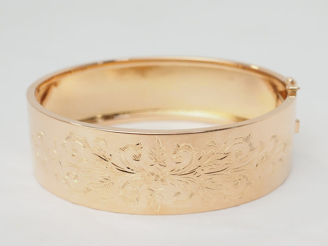 Bracelet Bracelet jonc ouvrant à décor floral en or rose 18 ct 58 Facettes 33493