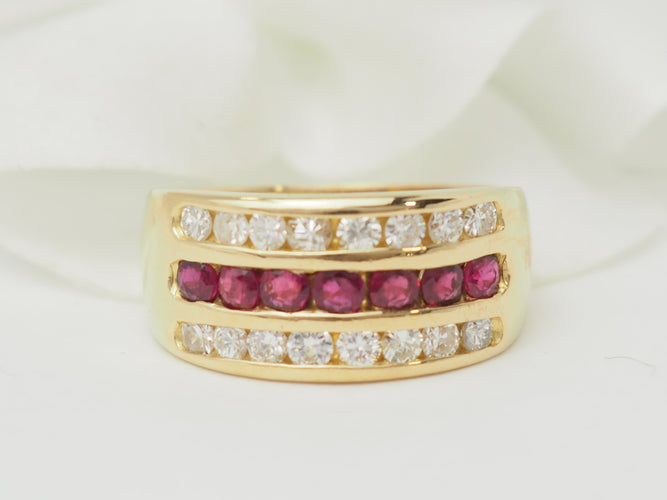 Ring 55 Bandring aus 18 Karat Gelbgold mit Rubinen und Diamanten 58 Facettes 33619