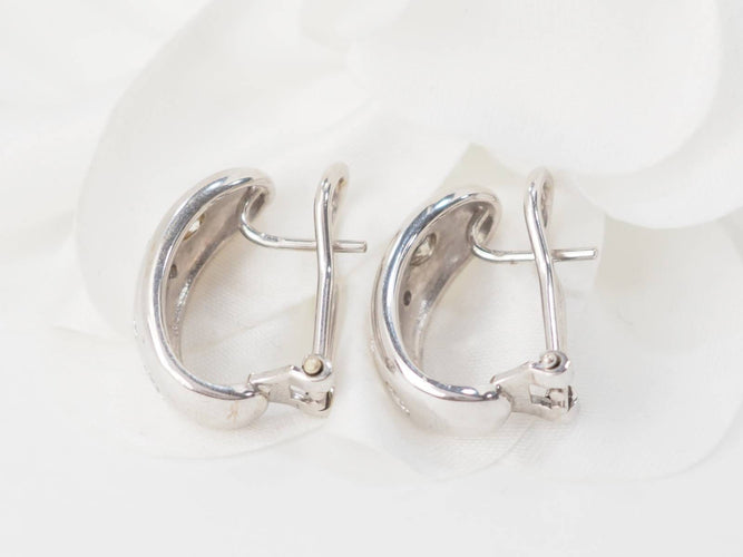 Boucles d'oreilles Boucles d’oreilles en or blanc 18 kt et diamants 58 Facettes 21485