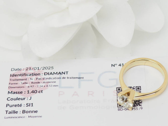 Bague 55 Bague solitaire en or jaune 18 kt et diamant taille ancienne 1,40 ct 58 Facettes 31380/31535