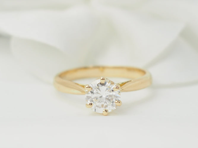 Bague 52.5 Bague solitaire en or jaune 18 ct avec diamant 0,97 ct 58 Facettes 33118