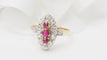 Bague 55 Bague ovale en or jaune 18 kt rubis de Verneuil et diamants 58 Facettes 32780