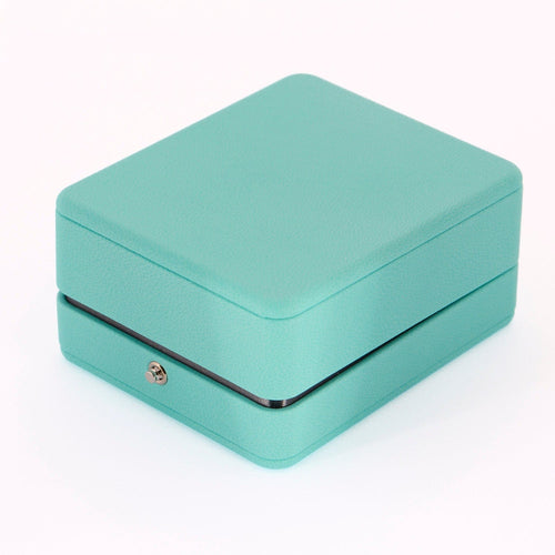 Pendentif Tiffany & Co - Clé Fleur de Lys - grand modèle - Pendentif en or jaune et diamants 58 Facettes DV15606-1