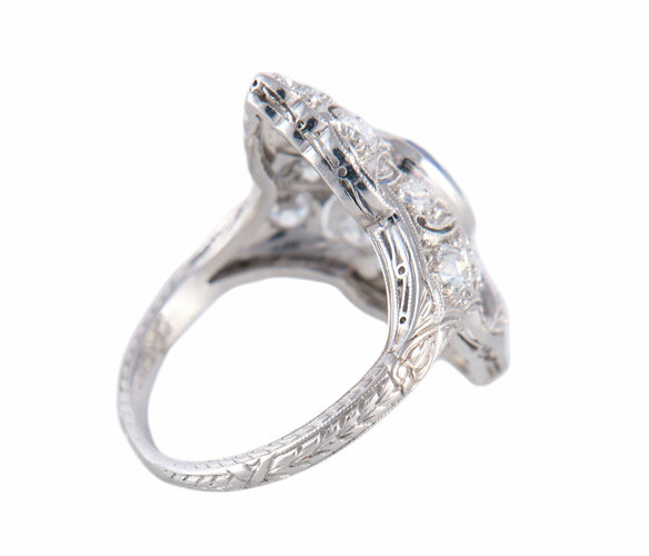 Bague 50 Bague Art Déco en platine et saphir, entourée de diamants 58 Facettes BO/220144